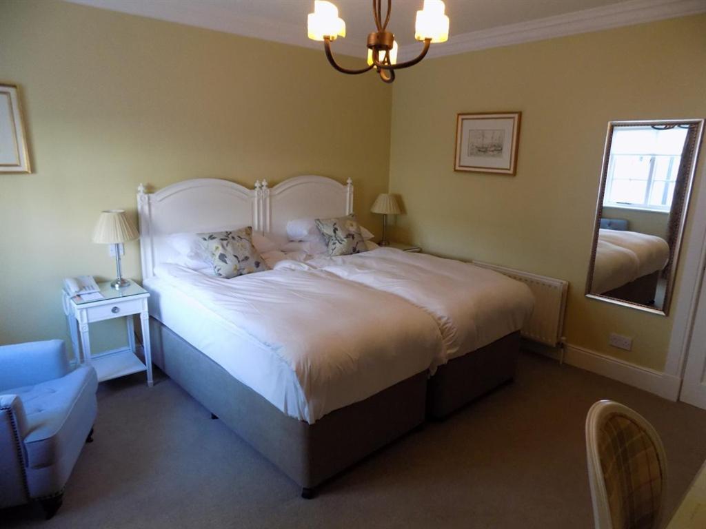 Flynns Of Termonfeckin Boutique Hotel Værelse billede